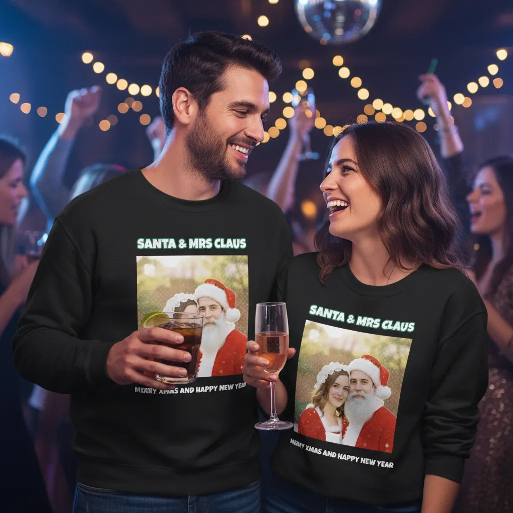 Santa & Mrs Claus - Couples - Unisex Heavy Blend™ Crewneck Sweatshirt
